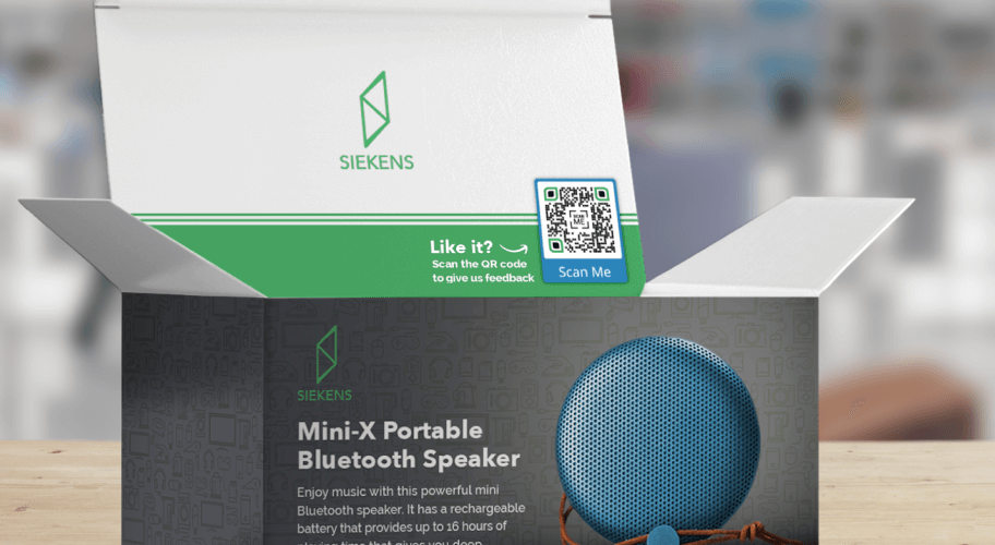 El embalaje de un altavoz con bluetooth que incluye un Código QR Feedback.